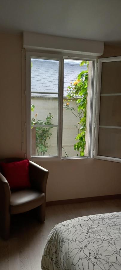 La Dunoise Bed & Breakfast Chateaudun Exterior photo